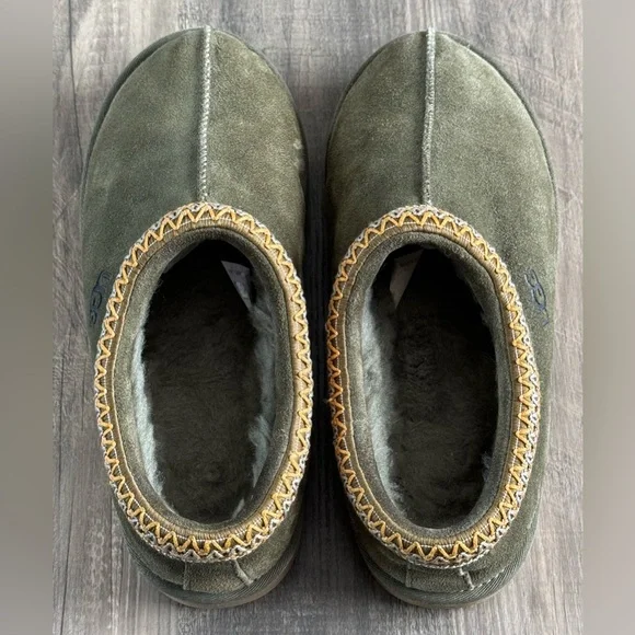 Ugg Tasman Slippers Burnt Olive Size 9 EUC! - Picture 9 of 16